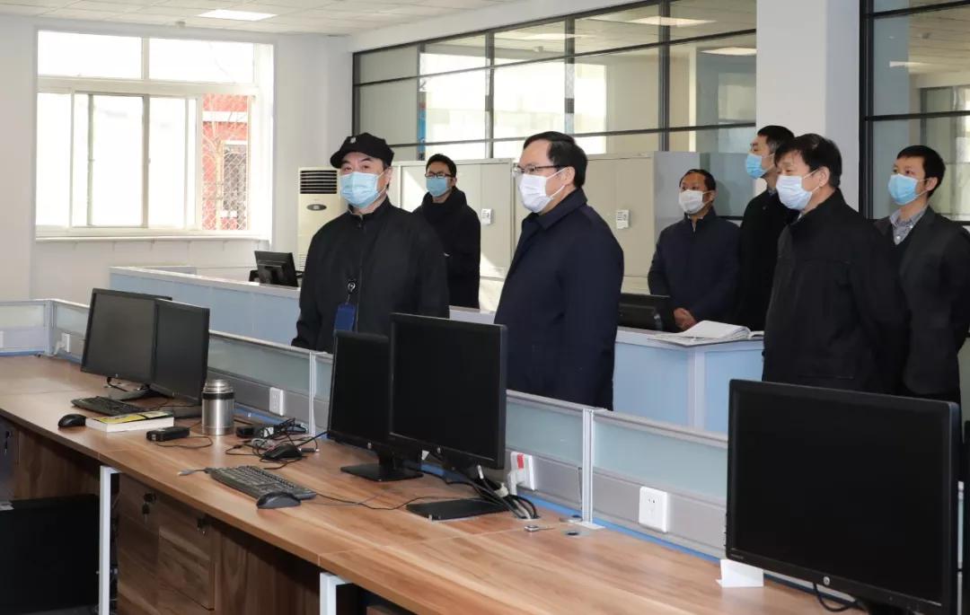 楊金成到七院、七一四所檢查指導(dǎo)疫情防控和復(fù)工復(fù)產(chǎn)工作